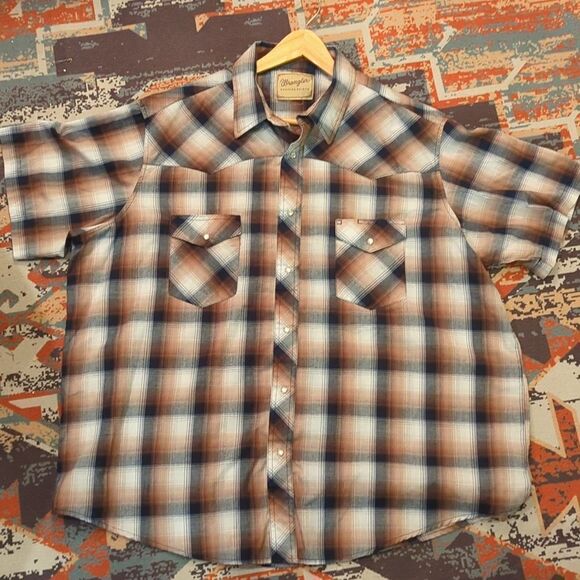 Wrangler® Men's Regular Fit Short Sleeve Western Shirt, Size XL - Picture 5 of 8